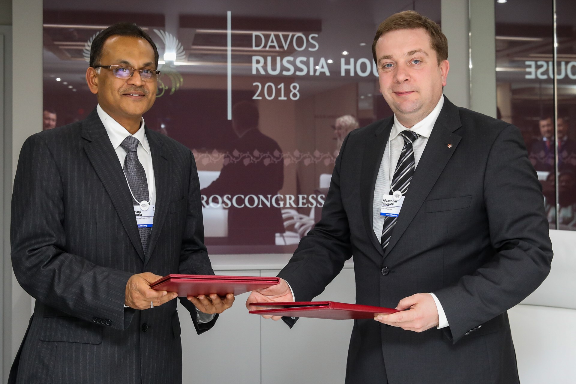 Roscongress Foundation signs agreement at Russia House in Davos