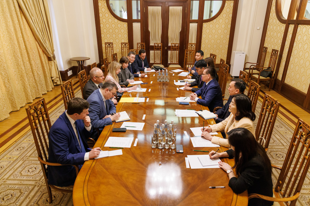 Монгольская делегация посетит экономический форум в Санкт-Петербурге